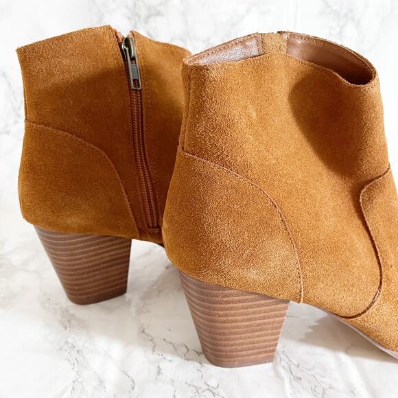 URBAN OUTFITTERS Westie Welt Suede Ankle Booties 9 - Picture 6 of 10